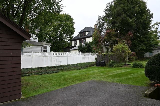 72 Washington St, Natick, MA 01760