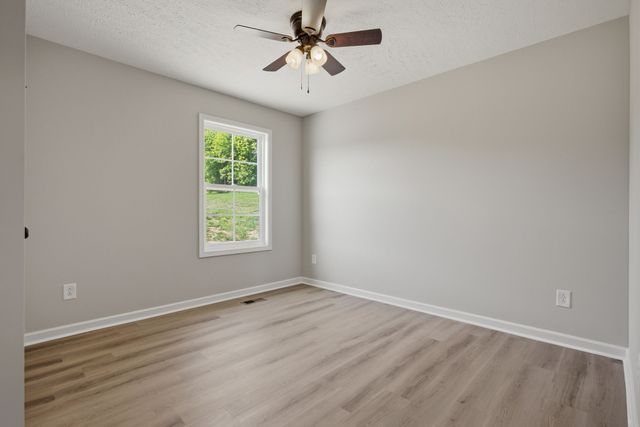 2161 Claude Fox Rd, Cornersville, TN 37047