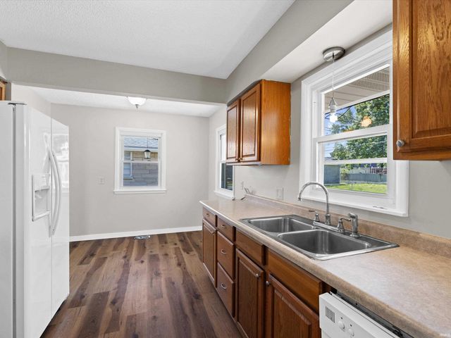 3027 Graham Avenue, Evansville, IN 47714