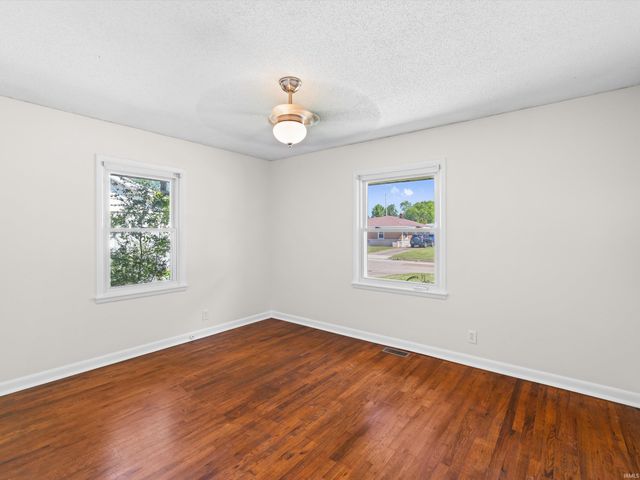 3027 Graham Avenue, Evansville, IN 47714