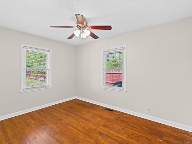 3027 Graham Avenue, Evansville, IN 47714