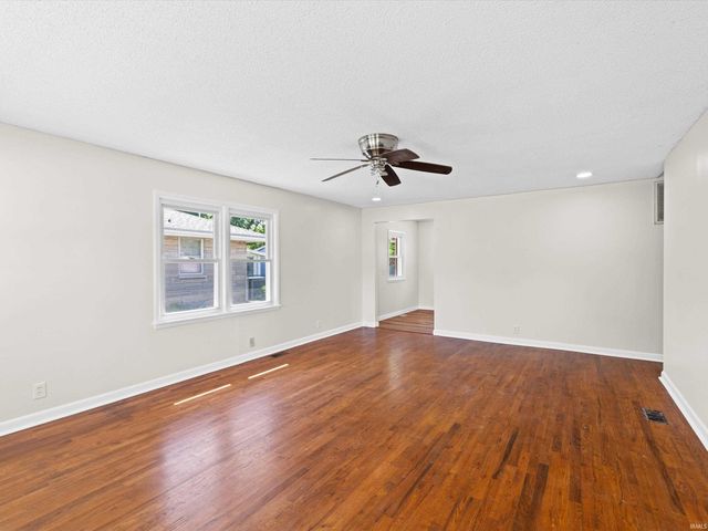 3027 Graham Avenue, Evansville, IN 47714