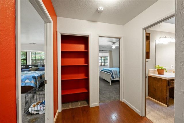 6470 Ridgeway Dr, Pollock Pines, CA 95726