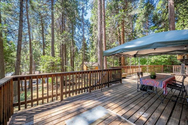 6470 Ridgeway Dr, Pollock Pines, CA 95726