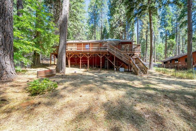6470 Ridgeway Dr, Pollock Pines, CA 95726