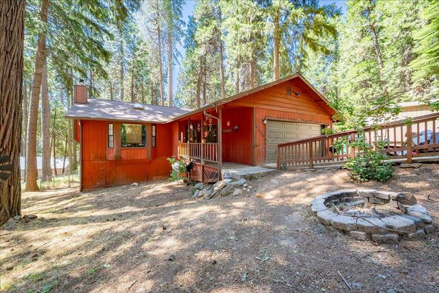 6470 Ridgeway Dr, Pollock Pines, CA 95726