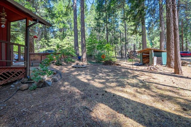 6470 Ridgeway Dr, Pollock Pines, CA 95726