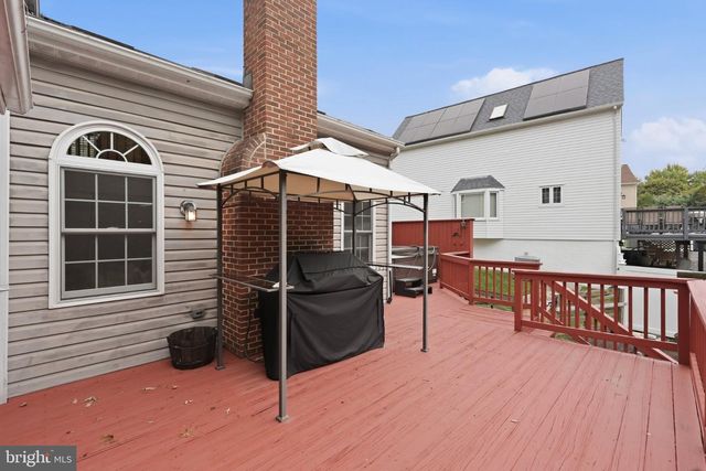 8825 CARDINAL FOREST CIR, Laurel, MD 20723