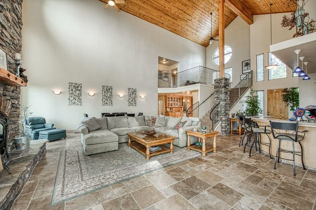 42502 Bretz Point Lane, Shaver Lake, CA 93664