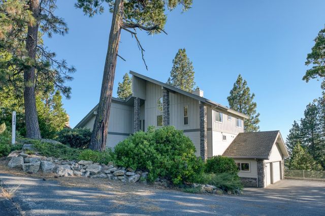 42502 Bretz Point Lane, Shaver Lake, CA 93664