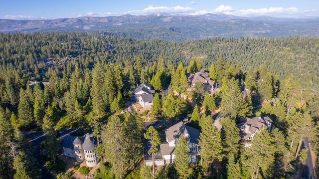 42502 Bretz Point Lane, Shaver Lake, CA 93664