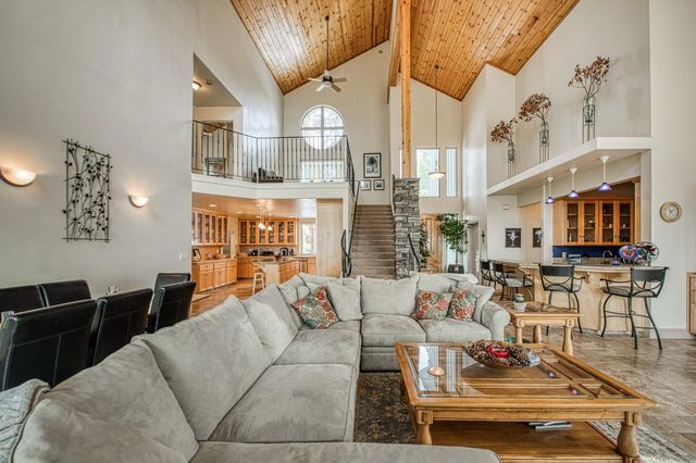 42502 Bretz Point Lane, Shaver Lake, CA 93664