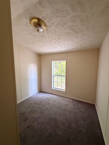 15 Trail Street, Franklin, NH 03235
