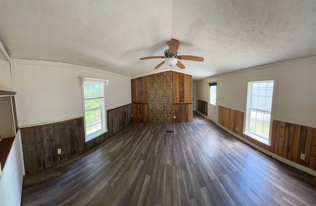 15 Trail Street, Franklin, NH 03235
