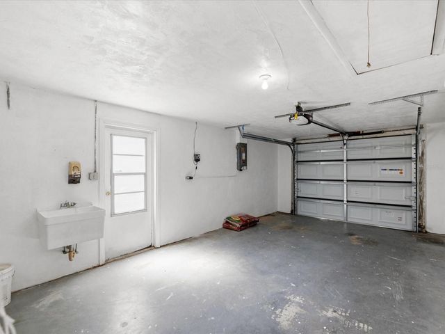 9430 GLEN MOOR LANE, Port Richey, FL 34668