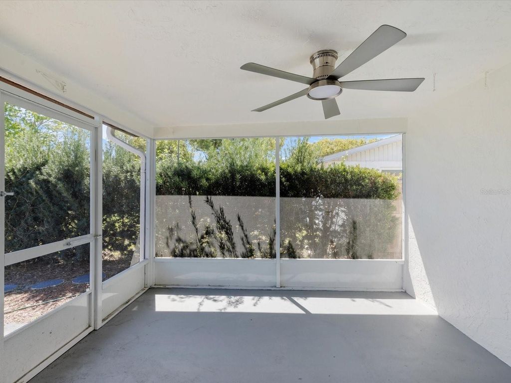 Image 33 of property listing at 9430 GLEN MOOR LANE, Port Richey, FL 34668