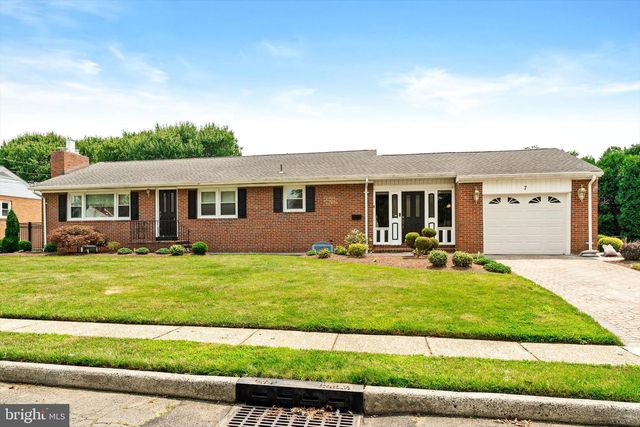 7 ELKSHEAD TER, Hamilton, NJ 08620