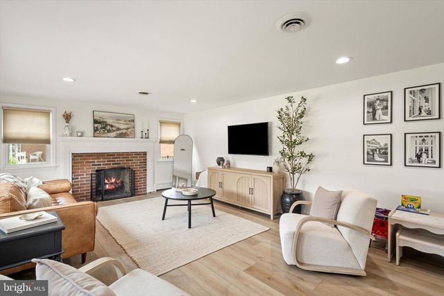 7 ELKSHEAD TER, Hamilton, NJ 08620