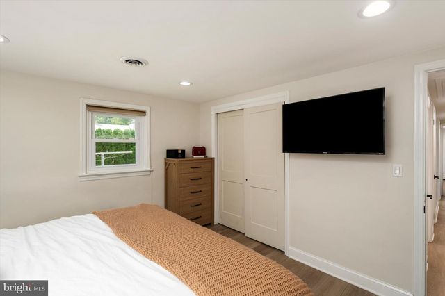 7 ELKSHEAD TER, Hamilton, NJ 08620