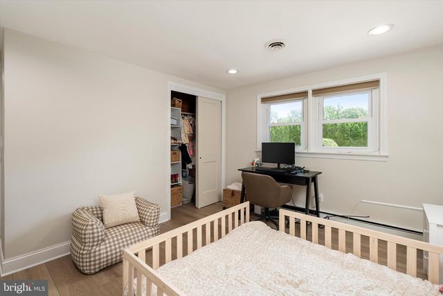 7 ELKSHEAD TER, Hamilton, NJ 08620