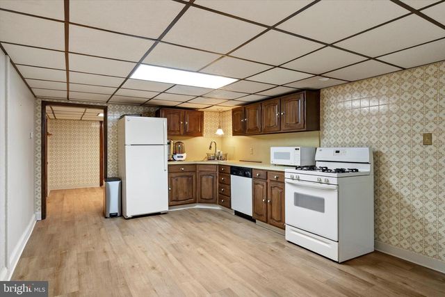 7 ELKSHEAD TER, Hamilton, NJ 08620