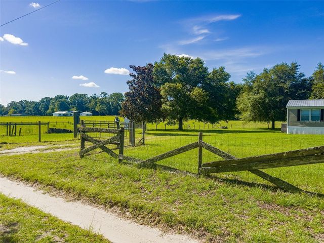 21528 NW 209TH TERRACE, High Springs, FL 32643