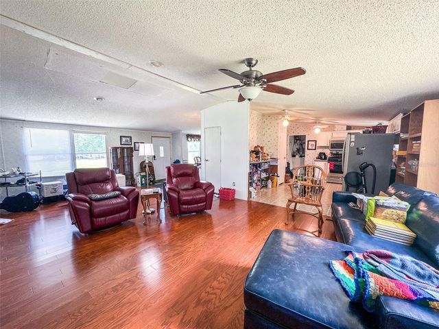 21528 NW 209TH TERRACE, High Springs, FL 32643