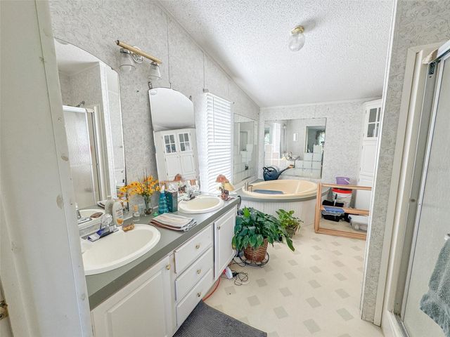 21528 NW 209TH TERRACE, High Springs, FL 32643