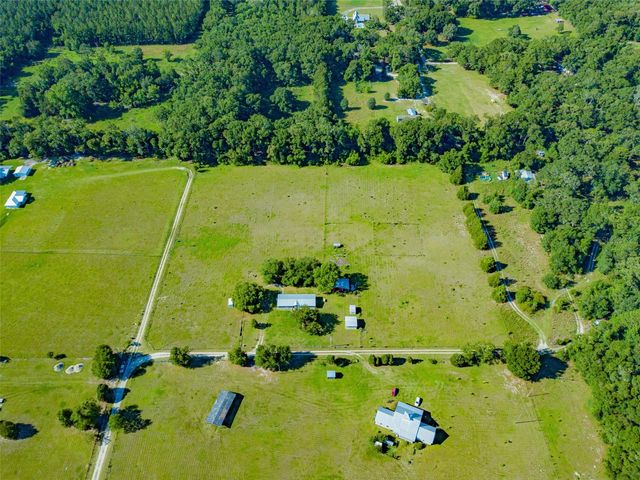 21528 NW 209TH TERRACE, High Springs, FL 32643