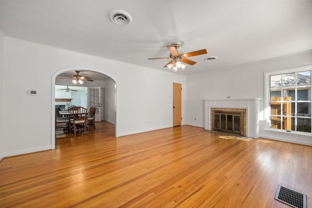 3616 Harwen Terrace, Fort Worth, TX 76109