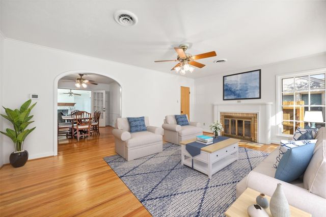 3616 Harwen Terrace, Fort Worth, TX 76109