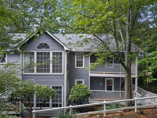 1010 Gettysburg Place, Sandy Springs, GA 30350