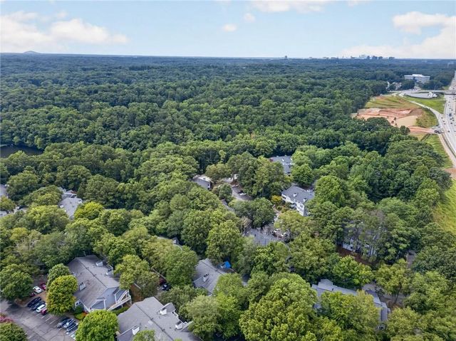 1010 Gettysburg Place, Sandy Springs, GA 30350