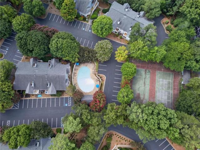 1010 Gettysburg Place, Sandy Springs, GA 30350