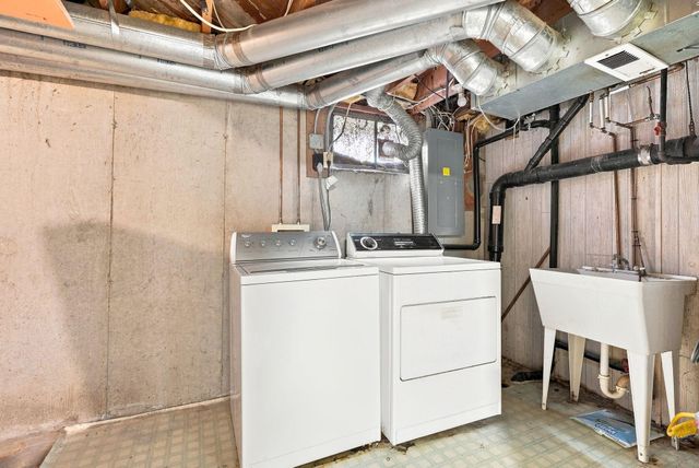 6906 N Howard St, Spokane, WA 99208