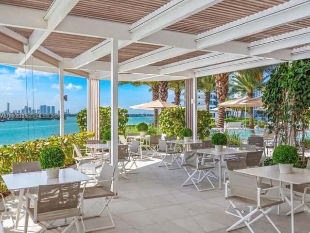 450 Alton Rd 2806, Miami Beach, FL 33139