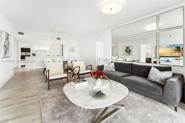 450 Alton Rd 2806, Miami Beach, FL 33139