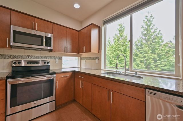 348 Chelan Avenue NE, Renton, WA 98059