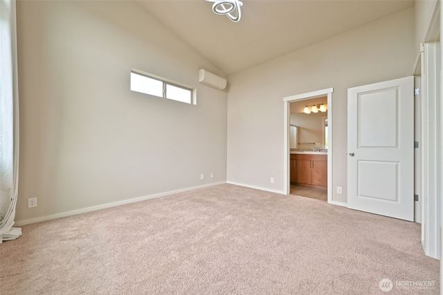 348 Chelan Avenue NE, Renton, WA 98059