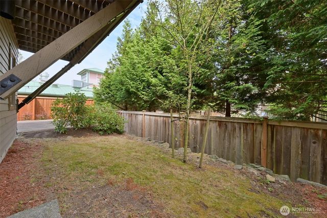 348 Chelan Avenue NE, Renton, WA 98059