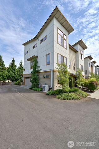 348 Chelan Avenue NE, Renton, WA 98059