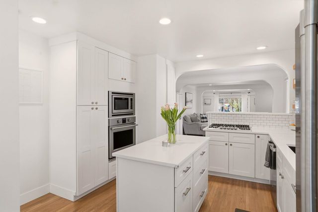 2611 S Post St, Spokane, WA 99203