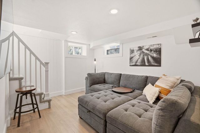 2611 S Post St, Spokane, WA 99203