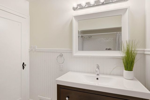 2611 S Post St, Spokane, WA 99203