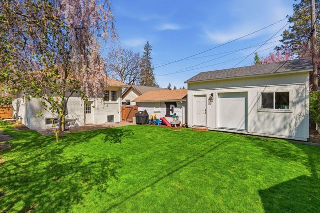 2611 S Post St, Spokane, WA 99203