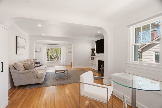 2611 S Post St, Spokane, WA 99203