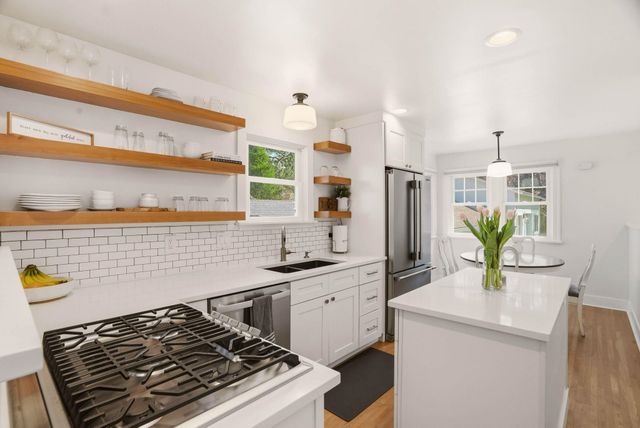 2611 S Post St, Spokane, WA 99203