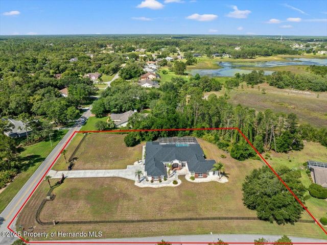 11137 Woodland Waters Boulevard, Spring Hill, FL 34613