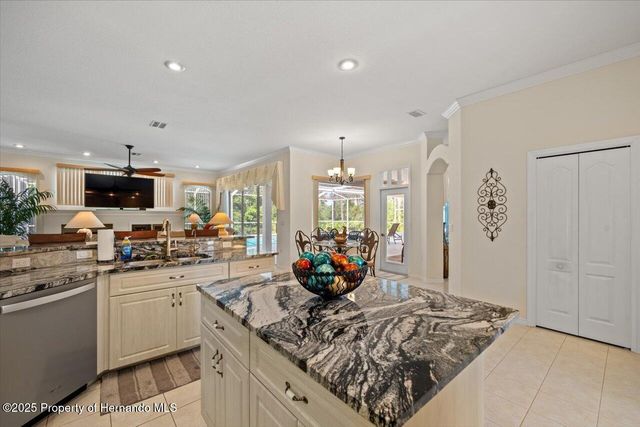 11137 Woodland Waters Boulevard, Spring Hill, FL 34613