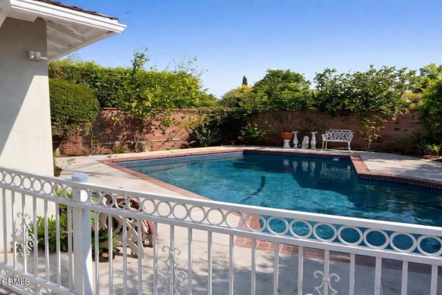 1633 Sinaloa Avenue, Pasadena, CA 91104